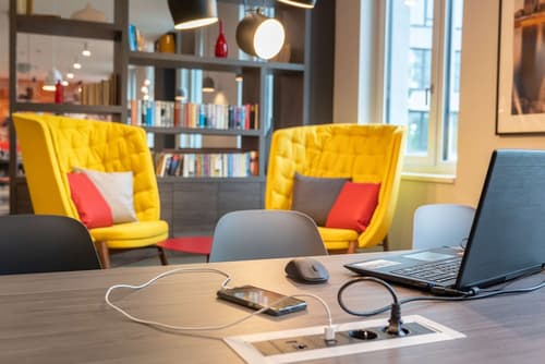 Campanile Vienna South, Lobby