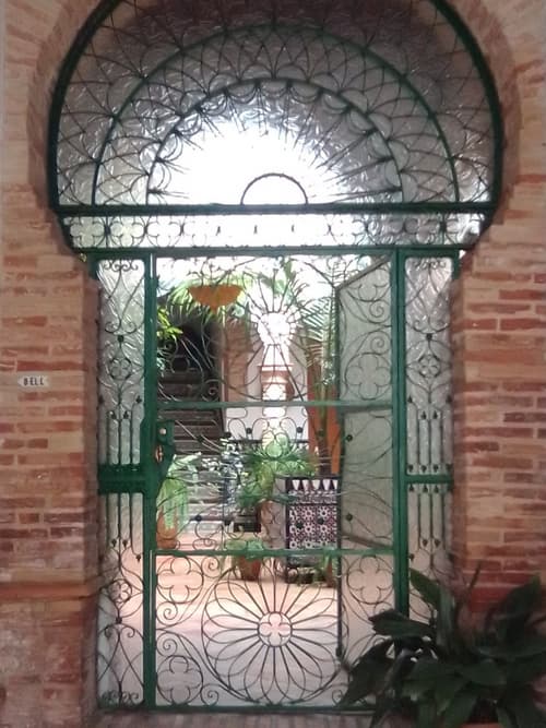 Hostal Comercio, Interior entrance