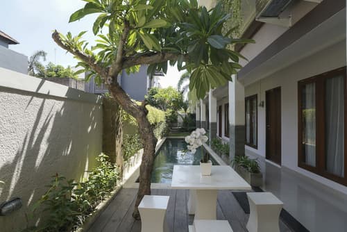 Capital O 2166 Elitya Stay, Outdoor pool