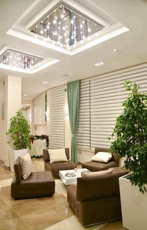 Tami Residence, Reception