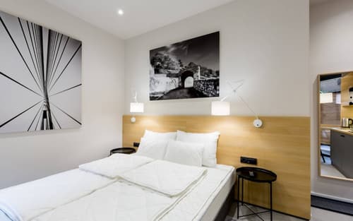 Teanna Lux Apartments, Room