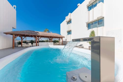 Port Azafata Valencia Hotel, Outdoor pool