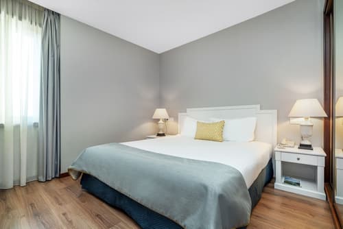 Gaia Residence, Primary image