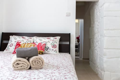 Aladdin's Hostel, Room