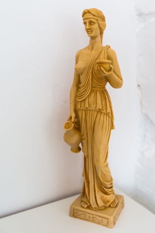 Aladdin's Hostel, Room