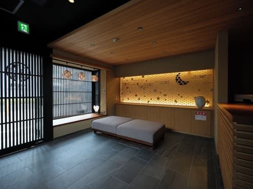 lili kyoto, Reception