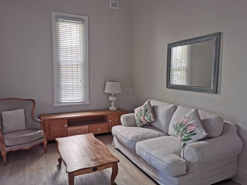 Madeline Grove B&B, Living area