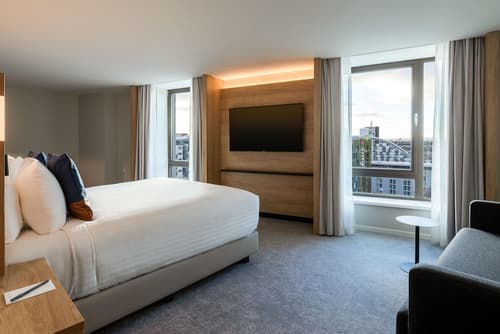 Courtyard by Marriott Glasgow SEC, Room
