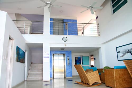 Ayenda 1801 El Oceano, Interior