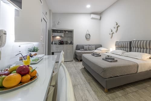 Comfort Stay Athens Airport Hotel - FREE shuttle from and to the airport, Room