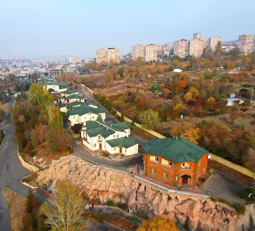 Armenian Village Park Hotel, Primary image