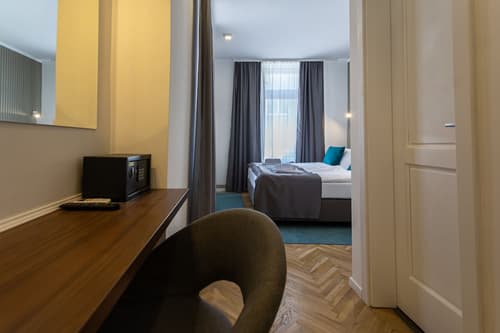 Hotel Petrakija, Primary image