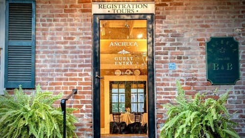 Anchuca Historic Mansion & Inn, Reception