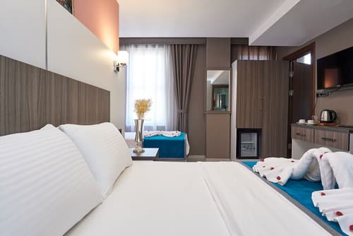 Renzo Hotel, Room