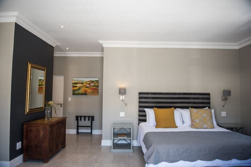 The Whale on Main B&B, Room