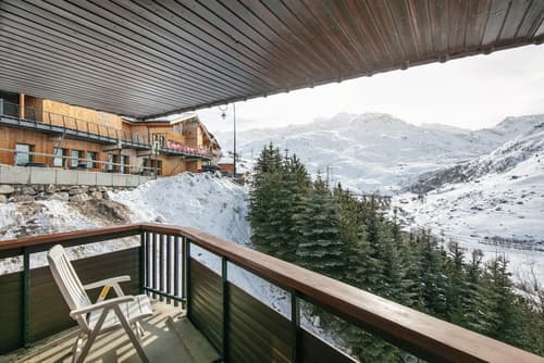 Hôtel Les Menuires Les Bruyères, Balcony