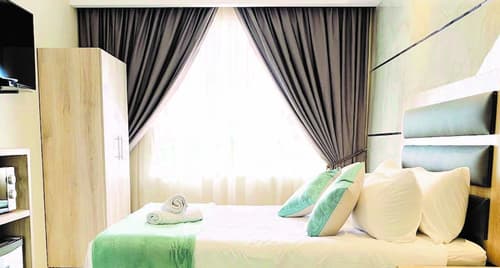 Bayside Hotel 116, Room