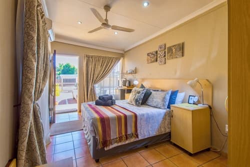 Marle' Lodge Bed & Breakfast, Room