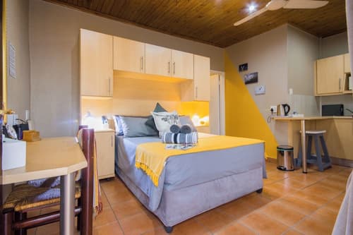 Marle' Lodge Bed & Breakfast, Room