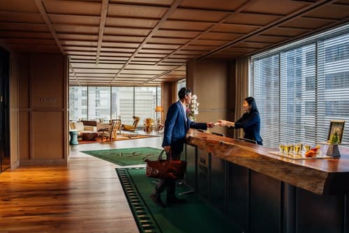 Lotte Hotel Seattle, Lobby