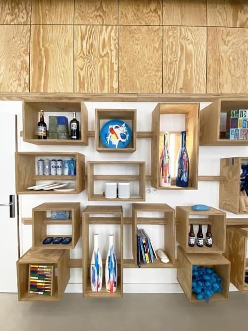 The People - Marseille - Hostel, Reception