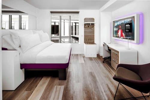 Yotel London City, Room