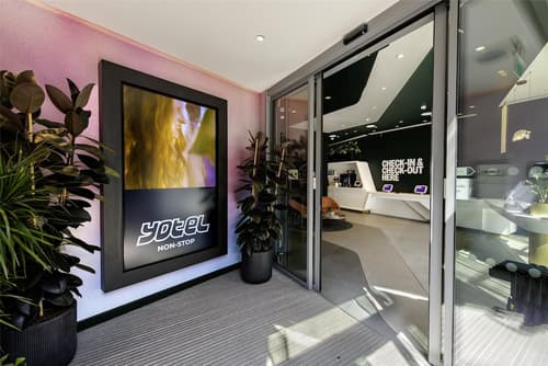 Yotel London City, Reception