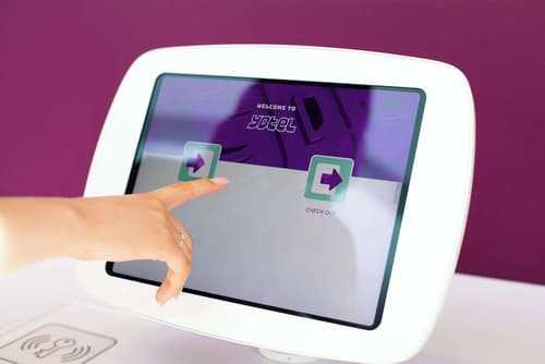 Yotel London City, Check-in/check-out kiosk