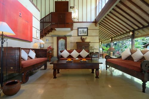 Rumah Ganesha, Lobby sitting area