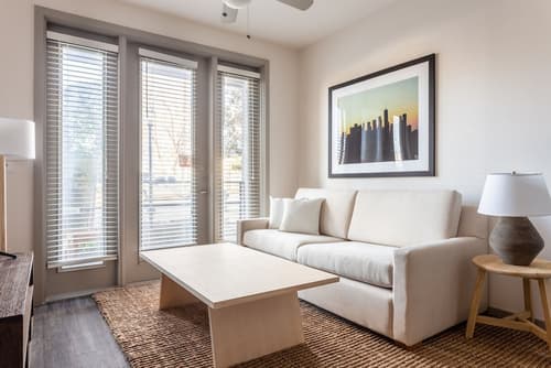 Kasa Love Field-Medical District Dallas, Primary image