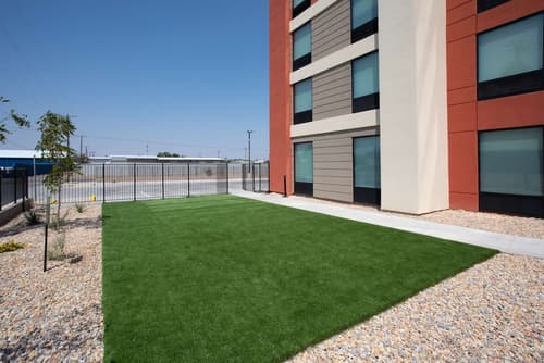 Home2 Suites by Hilton Roswell, NM, Exterior