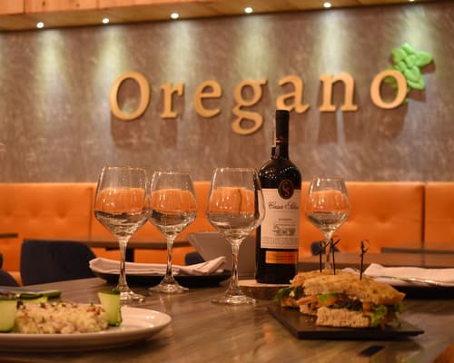 Hotel Santorini, Restaurant