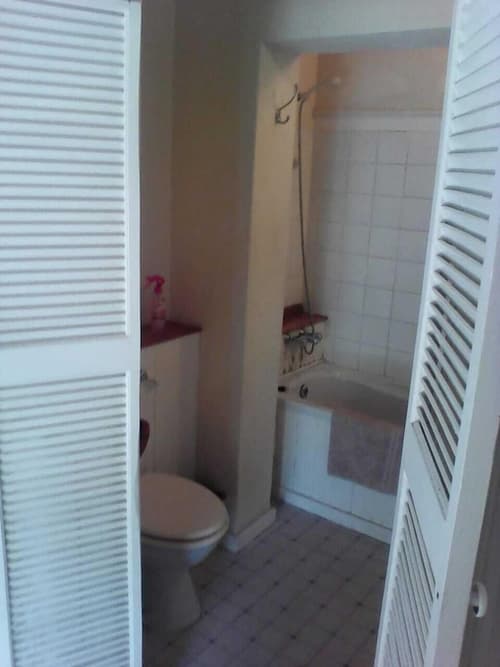 Montagu Manor, Bathroom