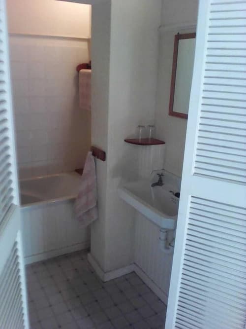 Montagu Manor, Bathroom