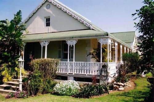 Montagu Manor, Primary image