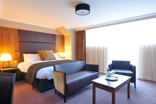 Rox Hotel Aberdeen by Compass Hospitality, Room