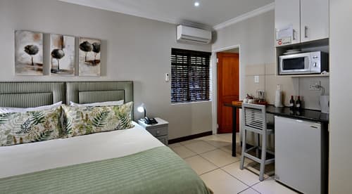 Rivonia Premier Lodge, Room