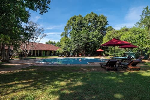 Sigiriya Village, Pool