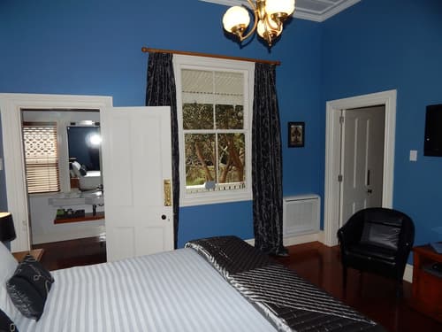 Lupton Lodge, Room