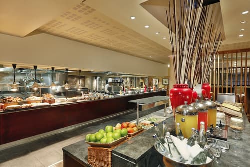 Hilton Windhoek, Breakfast area
