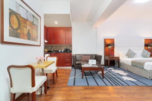 Golden Sands Hotel & Residences, Room