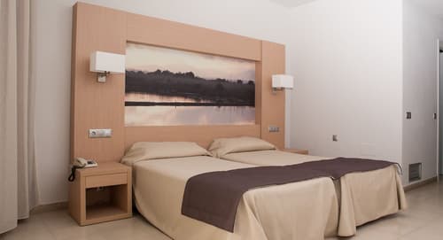 Eix Lagotel Holiday Resort, Room