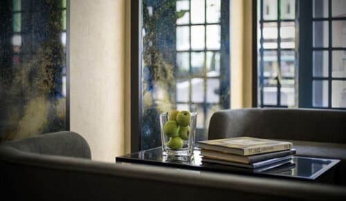 Hotel Classic by Venue, Reception