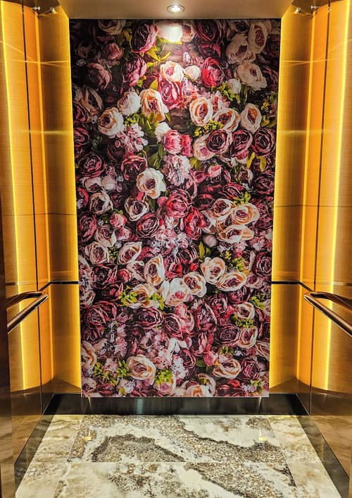 Hotel 81 Palace, Lobby