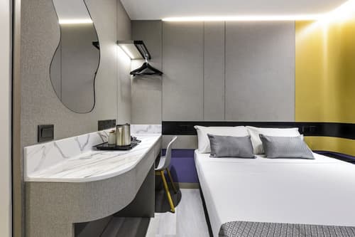 Hotel 81 Palace, Room