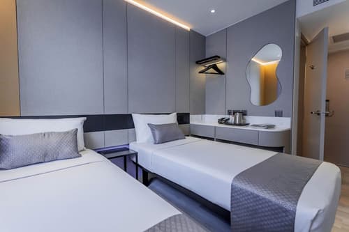 Hotel 81 Palace, Room