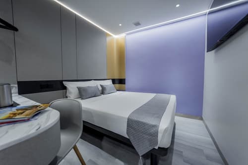 Hotel 81 Palace, Room