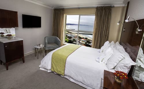 First Group The Palace All-Suite, Room