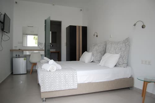 Hotel Kalisperis, Room