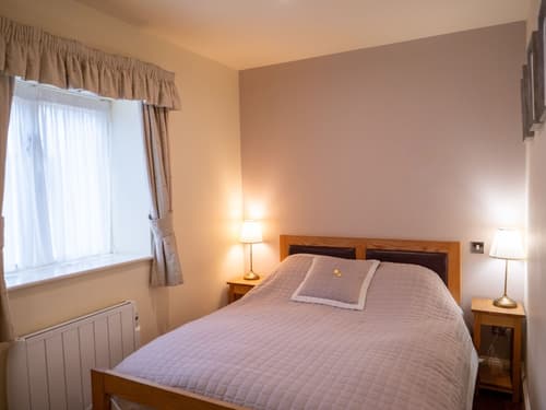 The Jolly Drover, Room